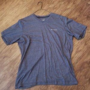 Columbia v neck soft tee